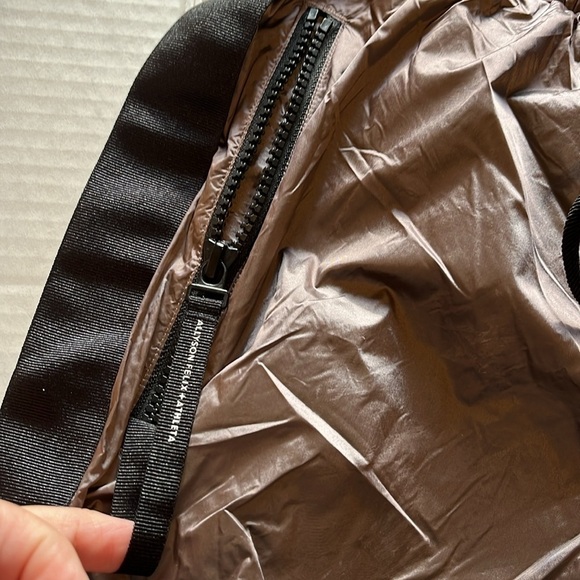 New-Athleta-XS-mauve metallic-Allison Felix. Legend, Luxe track pants. - Picture 10 of 16